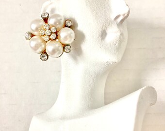 Vintage Vtg Faux Pearl Rhinestone White Cluster MCM Style Pierced Earrings Circle Round Button Bridal Wedding Prom