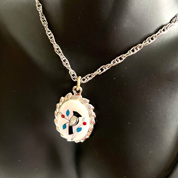 Vintage Mother Of Pearl Bird Inlay Pendant Necklace Zuni Onyx Turquoise Coral Byzantine 18” Silver Tone Chain Native American Rope Frame