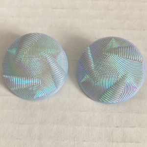 Vintage Vtg 1950-1960’s Molded Ceramic Aurora Borealis Iridescent Spiral Clip On Earrings Huggie Button Large SEE