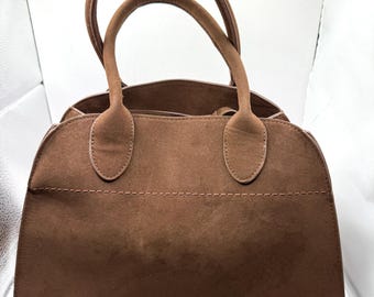 Vintage handväska i mocka med topphandtag, 13x8,75x5, kakaobrun, extra rem