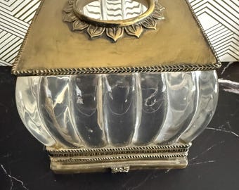 Vintage Old World Tissue Box Cover 5.5x6 Gold Tone Clear Ribbed Lucite