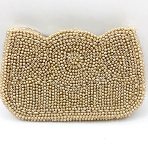 Bolso de mano vintage con cuentas de perlas sintéticas color champán, 15 x 10 cm, estilo MCM, años 40, Japón ocupado, para bodas, novias y fiestas de graduación.