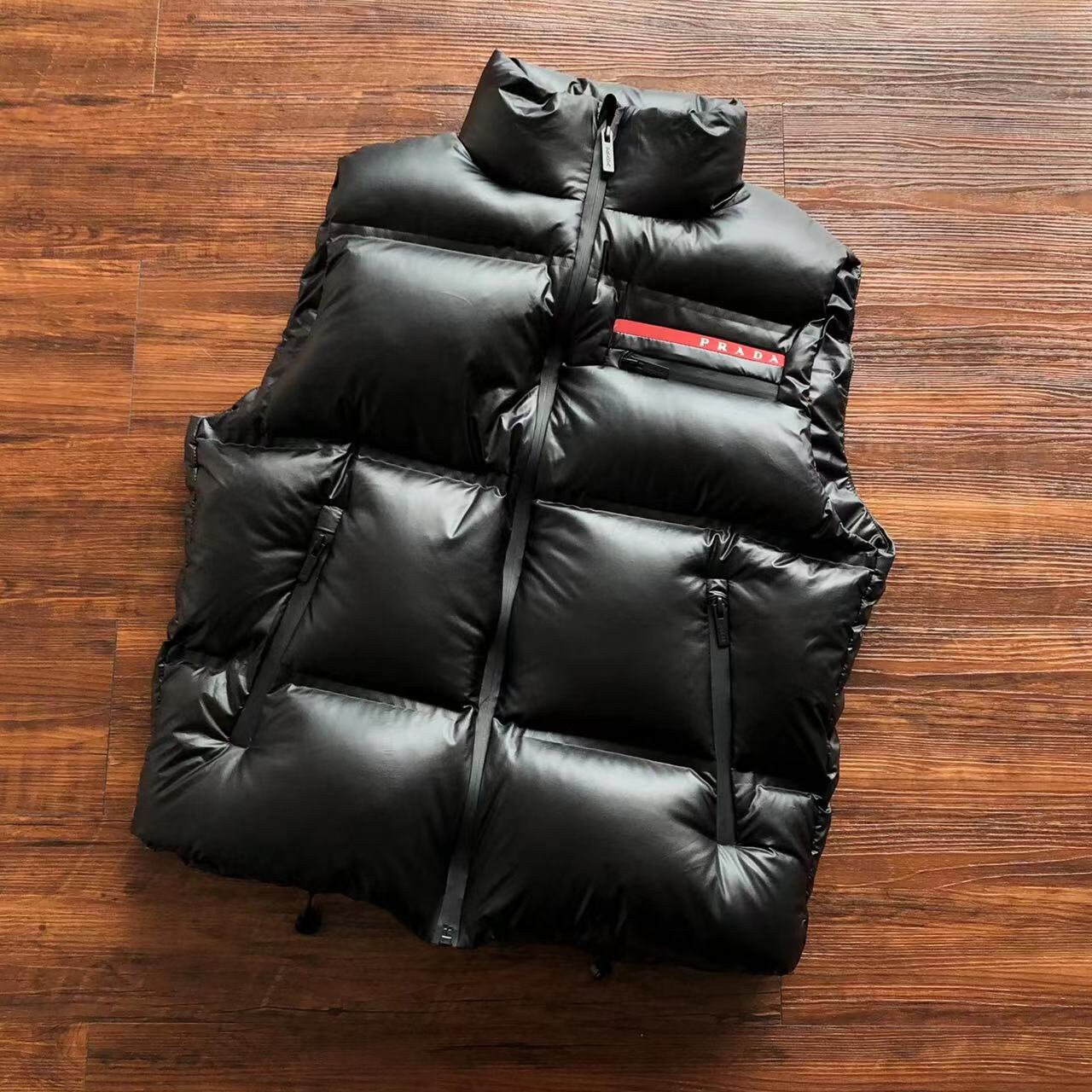 moncler vest black