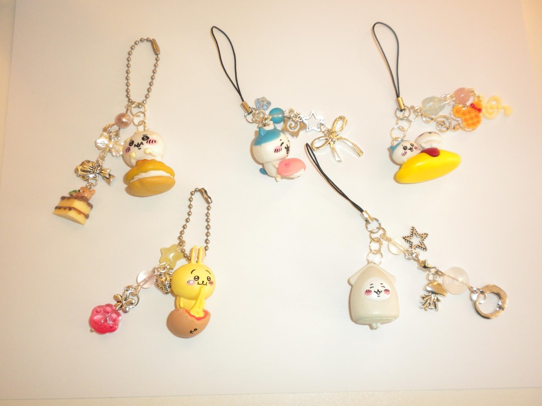スマホアクセサリー Chiikawa Phone Charm Casetify x Chiikawa colab Phone Charm Chiikawa Hachiware