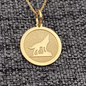 14k Solid Gold Wolf Necklace, Personalized Howling Wolf Pendant, Wolf Coin, Animal Jewelry, Wolf Custom Necklace, Wolf Charm Pendant