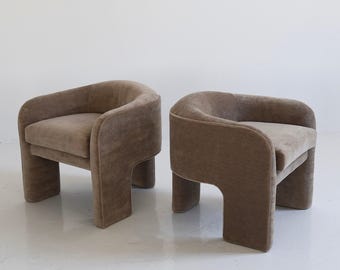 Vladimir Kagan Tri-Leg Chairs, a pair