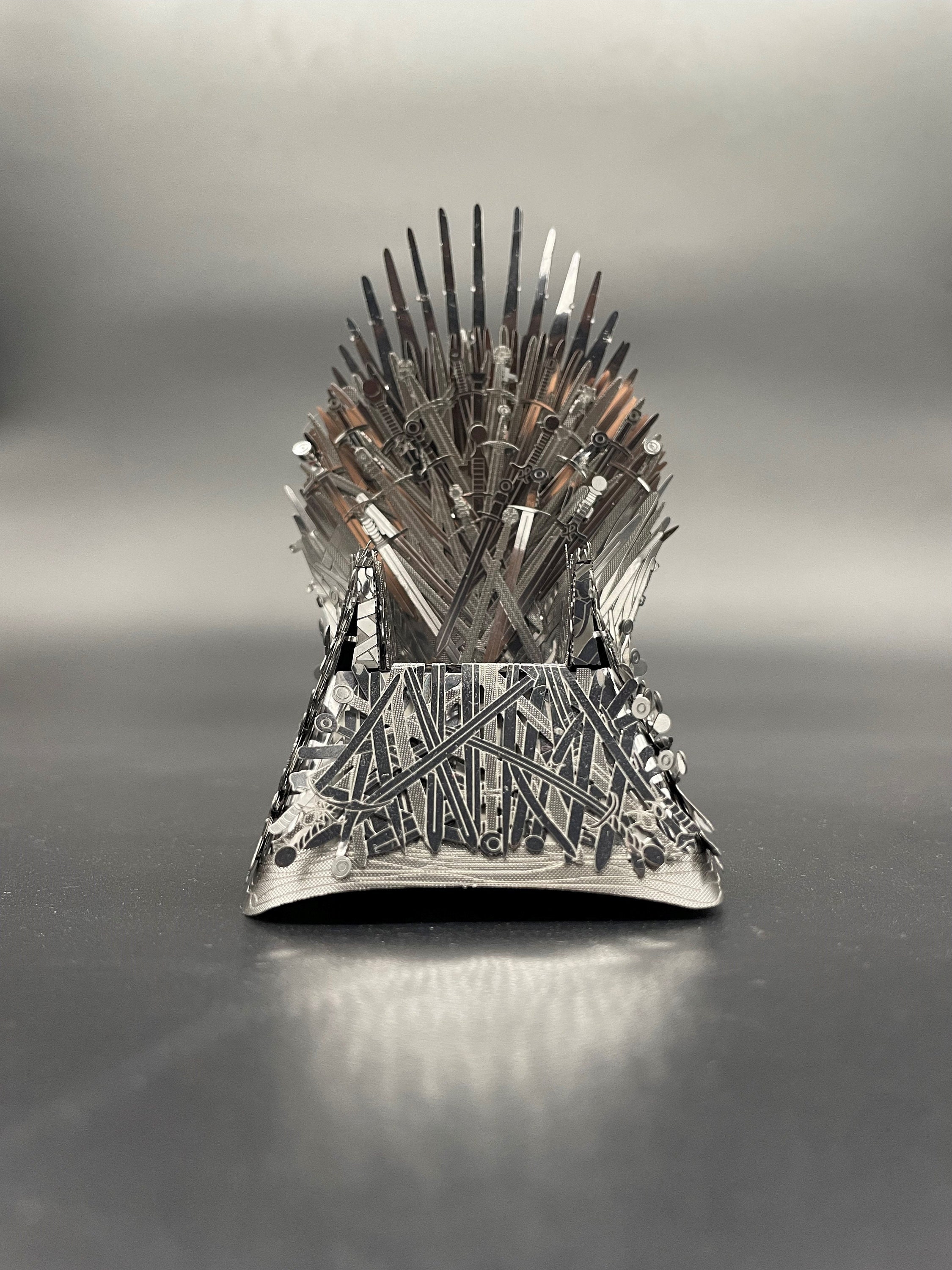 Iron Throne Game of Thrones Metal Earth Premium Series