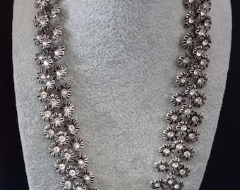 Vintage silver tone and rhinestone flower necklace
