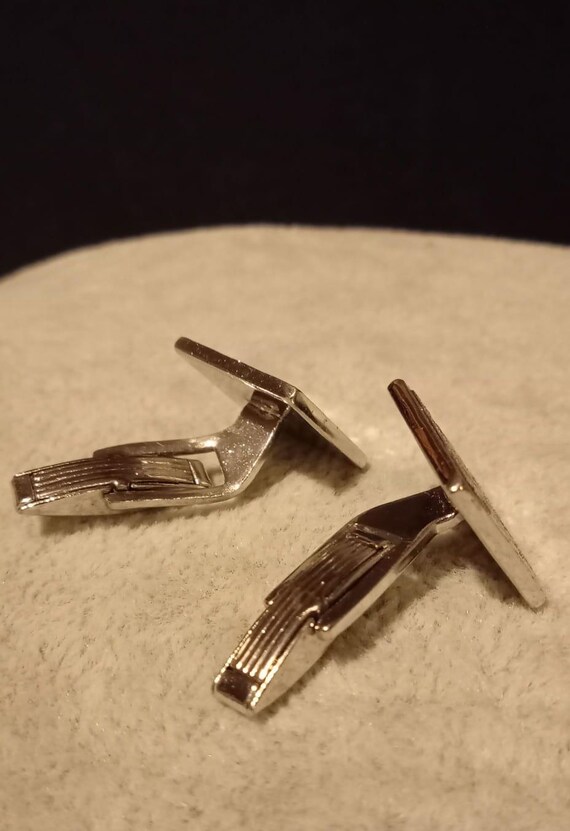 Vintage silver tone square patterned cufflinks - image 5