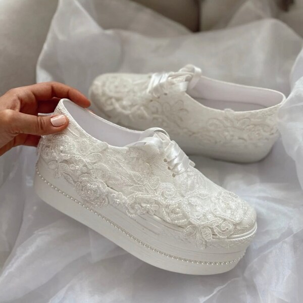 lace bridal shoes