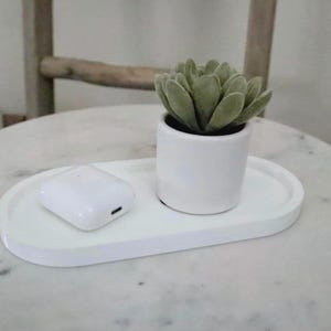 Oval Tray for Remote, Bathroom Skincare, Keys and Eyeglasses Holder, Trinket Dish, Catchall Jewelry Tray