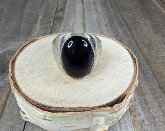 Men’s Black Onyx Ring Navajo Made by R size 10.00