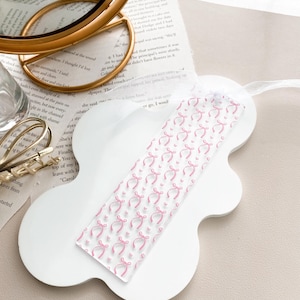 Pink Bows acrylic bookmark, bow patterned bookmark, cute pink bookmark, acrylic bookmark, patterned bookmark, bookmark with charm book merch