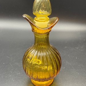 Avon Amber Cruet with Stopper