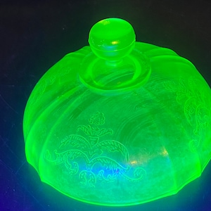 Madrid Domed Butter Lid Only Uranium