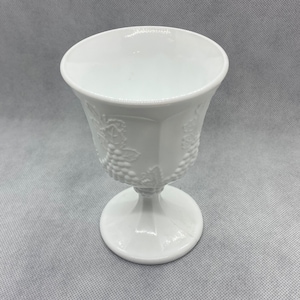 Indiana Glass Harvest Grape Milkglass Tumbler