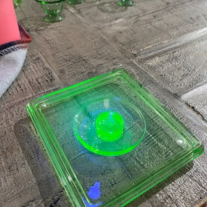 Hazel Atlas Refrigerator Dish Lid Uranium