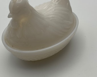 Hazel Atlas Milkglass Hen on a Nest 1940’s
