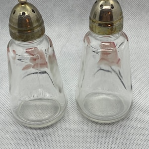 Anchor Hocking Gay Fad Pink Roses Salt n Pepper 1950’s