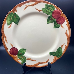 Franciscan Apple Dinner Plate has a chip