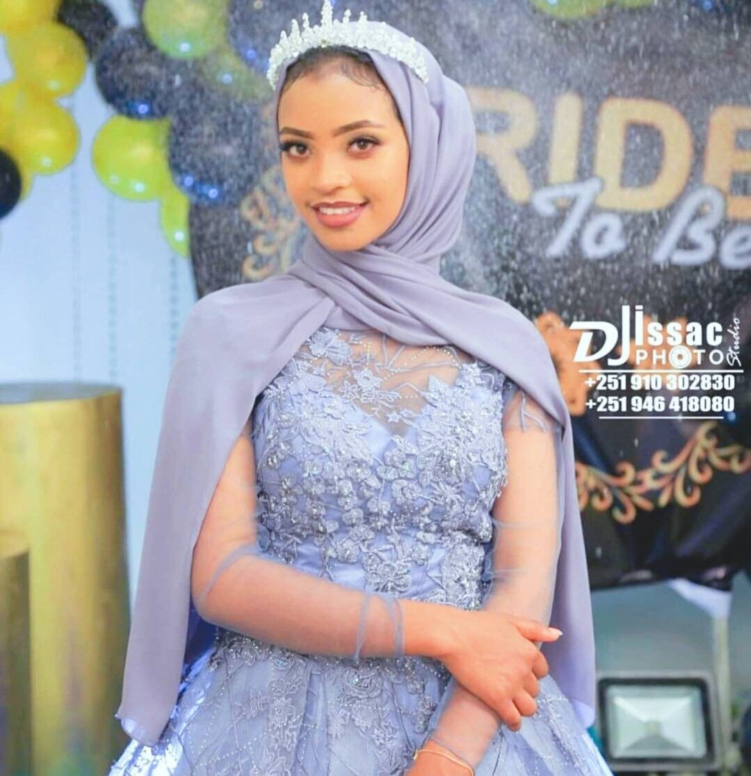 Dress silver store hijab