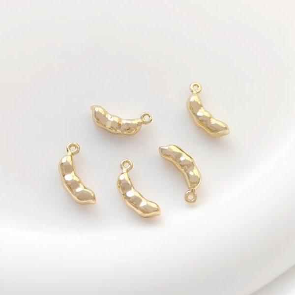 4pcs 14K Gold Triple Peapod Peanut Geometric Curved Minimalist Mini Add-On Charm Soybean Pendant 3.5x12mm