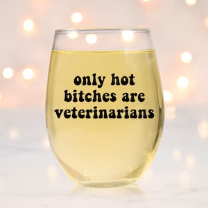 Verre à vin pour vétérinaires, futur verre à vin vétérinaire, cadeau pour vétérinaire, nouvelle idée cadeau vétérinaire, cadeau école vétérinaire