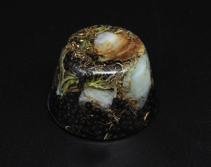 Featured listing image: FLUSSMUSCHEL ORGONIT *Wilhelm Reich* *Flussmuschel, Mintopal, Messingspäne, Apfelbaumflechte, Eisenkugeln, Bergkristall*