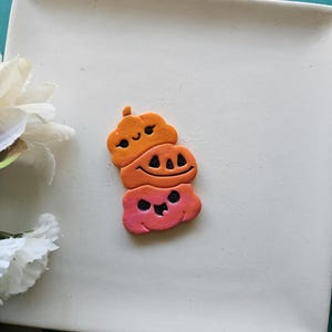 Stacked Pumpkin Magnet
