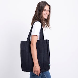 Extra Large Quality Black Canvas Tote Bag With Pockets, Water Resistant Thick Cotton Waxed Canvas Bag, Monogram Tote Bag For Women, MAYKO imagem 1