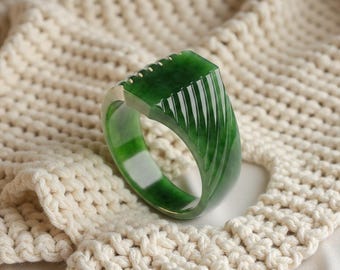 Bague Jade BC vague organique – Jade canadien sculptural sculpté à la main, J68