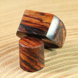 Wood Signet Ring-Cocobolo Wood Jewelry Ring-Mens&Womens Ring-Classic Natural Ring