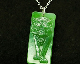 Jade néphrite canadien sculpté à la main, bijoux nature totem loup en jade vert