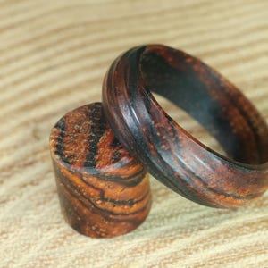Slant Fringe  Wood Ring-Wood Wedding Ring-Cocobolo Wood Jewelry Ring-Mens&Womens Ring-Classic Natural Ring