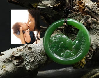 Mutter und Baby Jade Anhänger, kanadischer Nephrit Gedenkschmuck, Mutterschaft Tribut