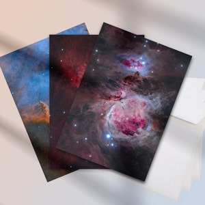 3x Cartões postais espaciais com envelopes, impressões originais em giclée do espaço profundo fotografadas por artista do Reino Unido, A5 e A6