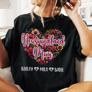 Custom Newfoundland Mom T-Shirt, Newfoundland Tee, Comfort Colors 1717, Dog Mom Shirt, Gift for Her, Personalized Dog Tee, Mother&#39;s Day Gift