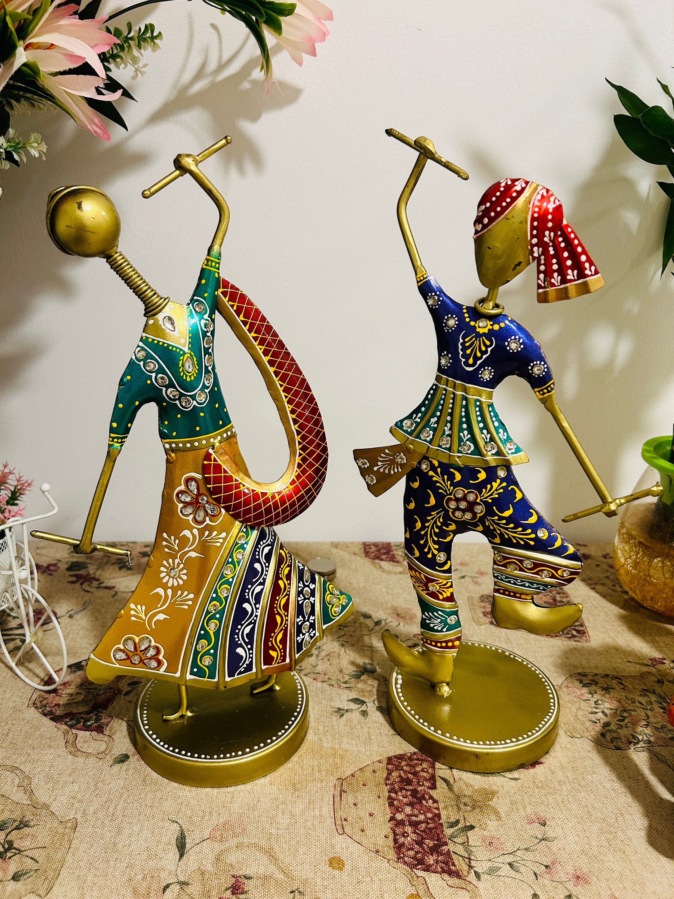 送料込み☆【陶板額】DANCING HOURS Handmade Wrought Iron Dancing Couple | Indian Home Decor Showpiece
