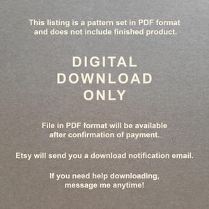 K&ouml;nnte beinhalten: Text auf braunem Hintergrund, der lautet: "Dieses Angebot ist ein Mustersatz im PDF-Format und beinhaltet kein fertiges Produkt. DIGITALER DOWNLOAD NUR Der PDF-Datei steht nach Best&auml;tigung der Zahlung zur Verf&uuml;gung. Etsy sendet Ihnen eine Download-Benachrichtigung per E-Mail. Wenn Sie Hilfe beim Herunterladen ben&ouml;tigen, kontaktieren Sie mich jederzeit!"