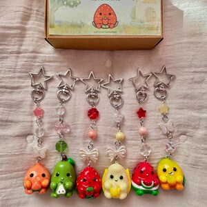 Blind Box Chubby Fruit Keychains – Handmade Polymer Clay Charms | Surprise Kawaii Gift | Cute Fruit Accessories | Cute Gift