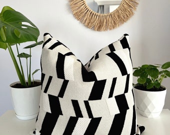Black and White Linen Throw Pillow, Minimalist Home Decorations, Textured Fabric Throw Pillow Cover, Euro Pillow Sham, Fall Home Decor