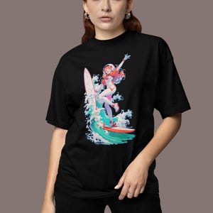 Camiseta unisex de dibujos animados de astronauta y surfista de estilo anime