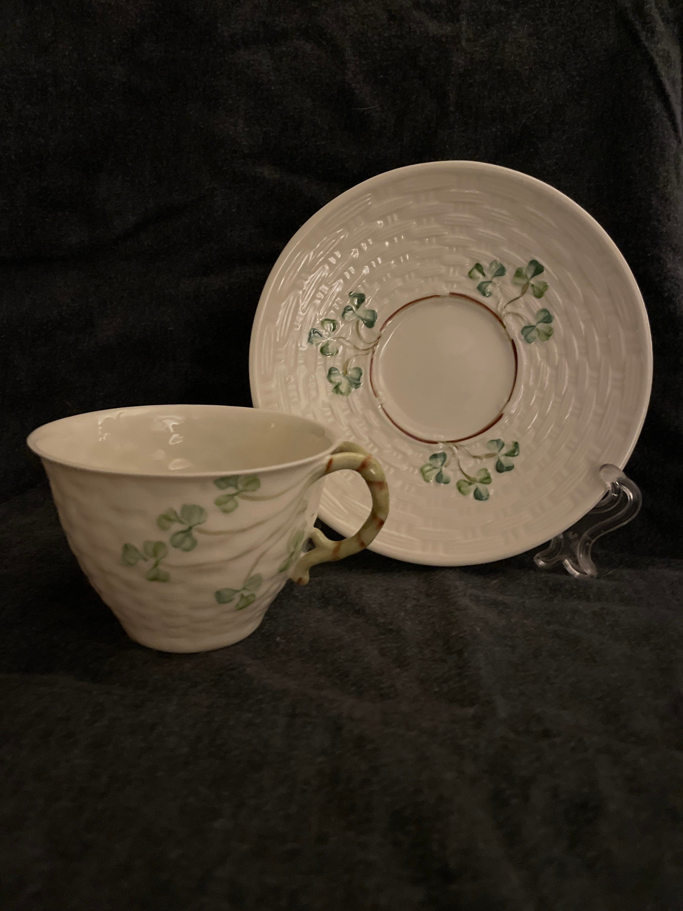 ○po-22/Belleek ベリーク カップ＆ソーサー「ネプチューン