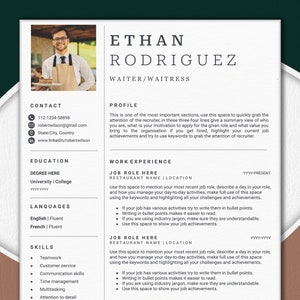 Puede incluir: Una plantilla de currículum con una foto de una persona con uniforme de camarero. El currículum incluye secciones para información de contacto, perfil, educación, experiencia laboral, idiomas y habilidades. La plantilla está diseñada para ayudar a los buscadores de empleo a crear un currículum profesional y eficaz.
