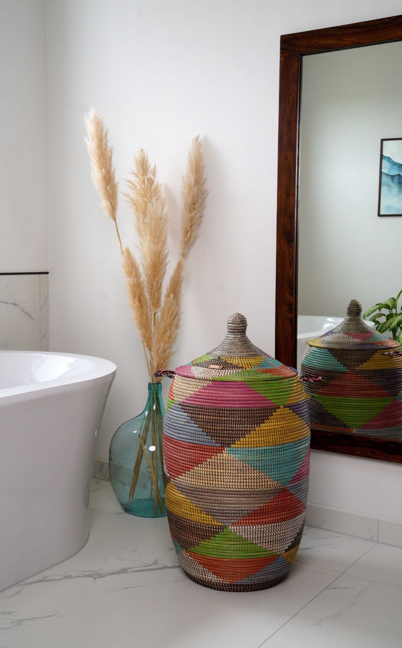 Geflochtener Aufbewahrungskorb mit Deckel Handgemachter Afrikanischer Korb Gueno Dekorativer Moderner Wäschekorb Home Decor Geschenkidee zdjęcie 1