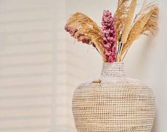 African basket vase – handwoven boho floor vase made of savannah grass – decorative vase for dried flowers – boho home accessory