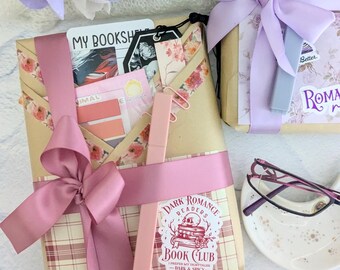 Blind date met een boekendoos voor boekenliefhebbers, cadeau voor pittige romantiek lezer, boekenclubcadeau, kies je genre boekenbundel met zelfzorgartikelen
