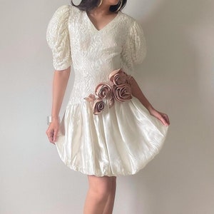 Vintage 1980s Ivory Puff Sleeve Dress (XS-S)