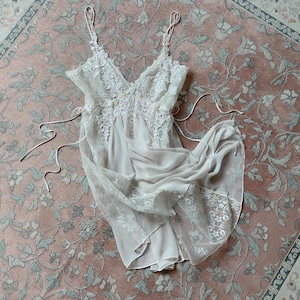 Vintage 1990s Dusty Blush Chiffon & Dusty White Lace Slip Dress (Small)