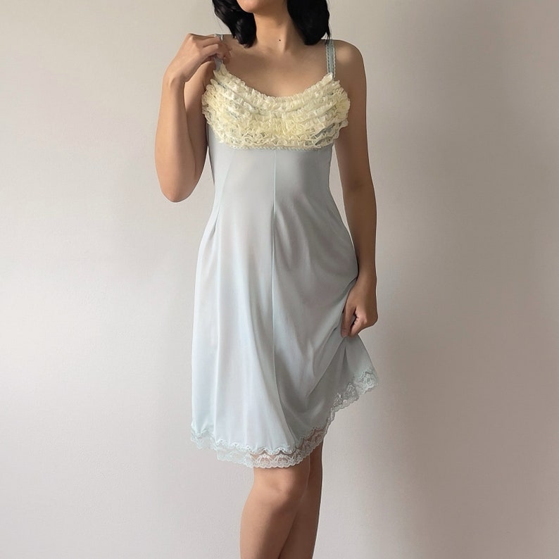 black flutter sleeve dress Women's Crepe Midi 20 Stunning Shoe Color lavender Size:XSP